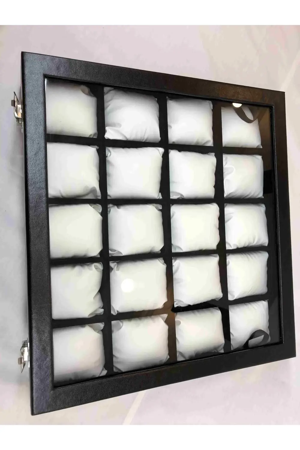 20li Görsel Cam Kapaklı Ahşap Iskelet Suni Deri Kaplı Modern Şık