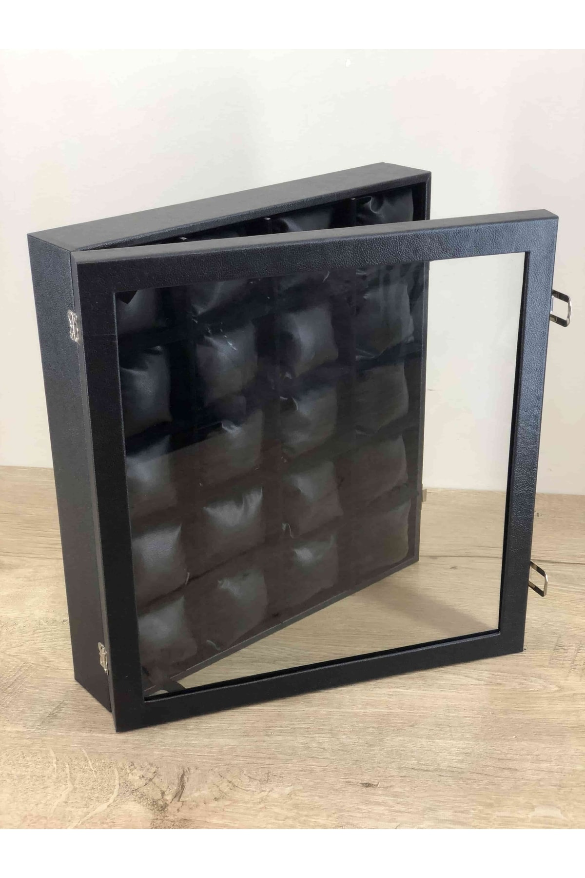 20'li Üstü Camlı Der Kaplı Takı Kolye Halhal Ziynet Kol Saati Kut