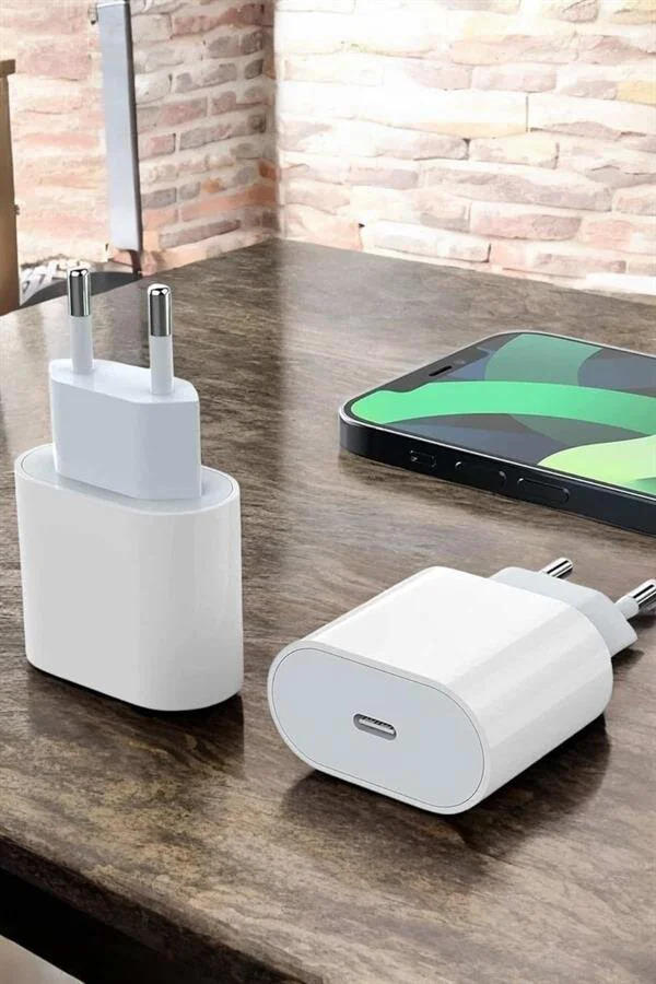 20W USB-C Hızlı Şarj Adaptörü ve Kablosu - iOS 15/15 Pro Max Uyumlu