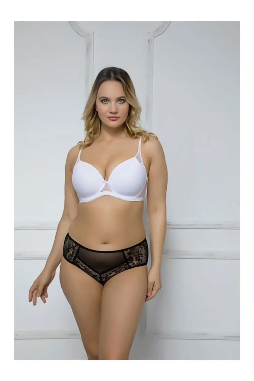 2121 Beyaz Soft Cup 1 Beden Küçülten Toparlayıcı Sütyen