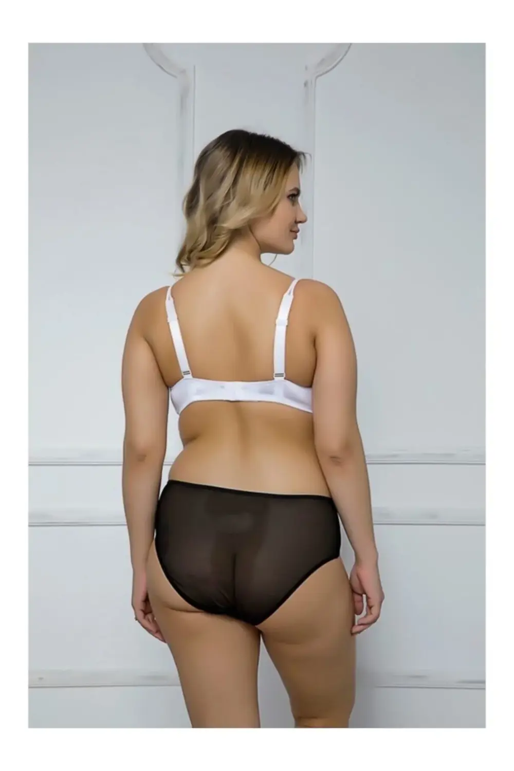 2121 Beyaz Soft Cup 1 Beden Küçülten Toparlayıcı Sütyen