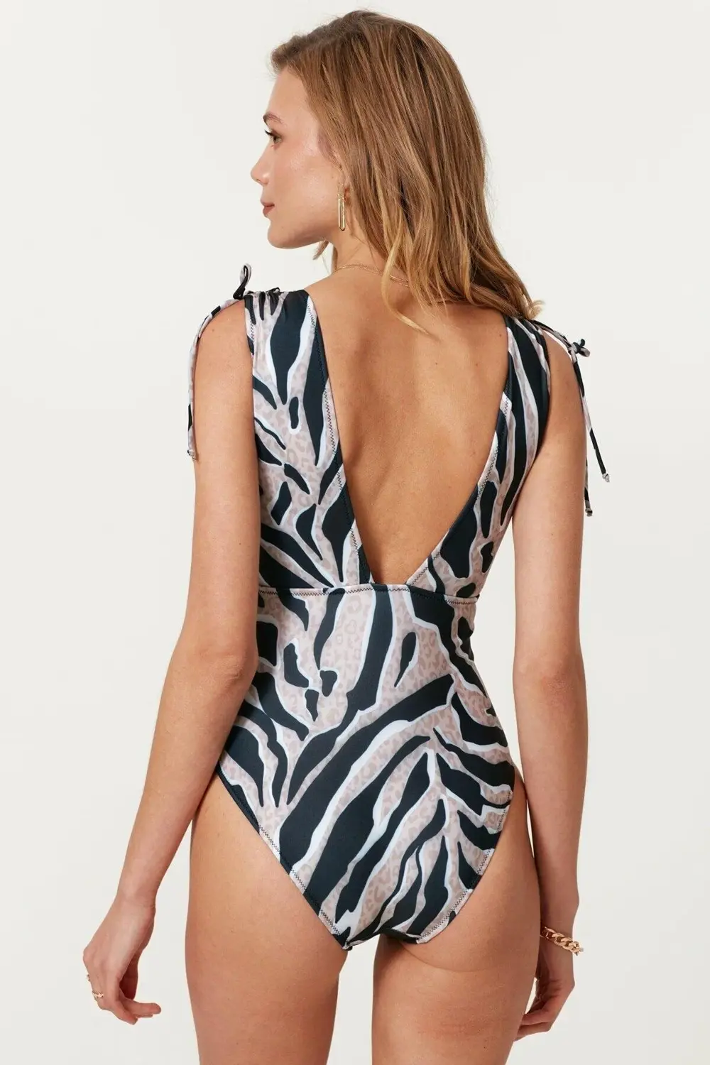 217137 Kadın Derın V Yaka Omuz Mayo