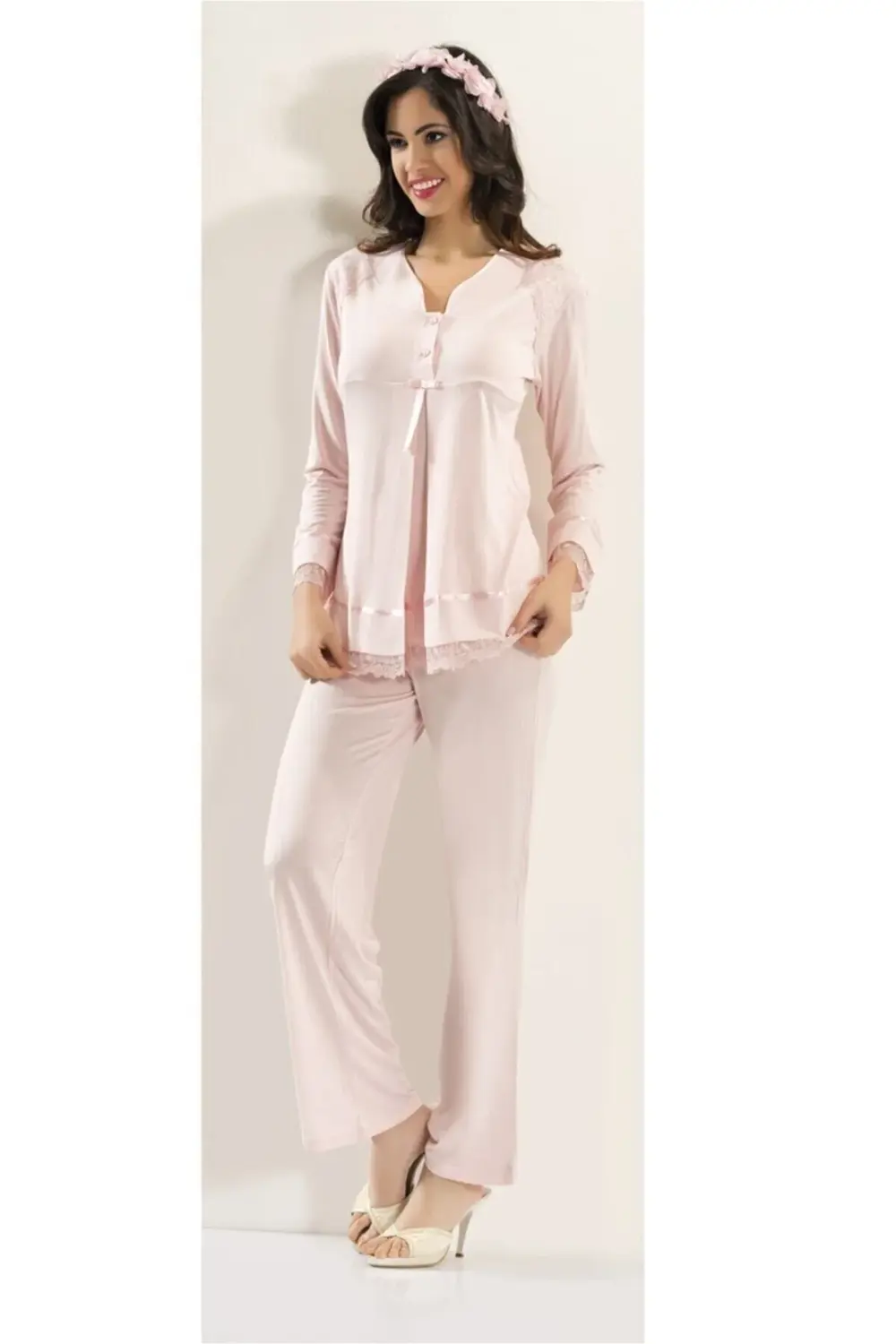 2190 Lohusa Dantelli Pudra Gecelik Ve Pijama Takımı