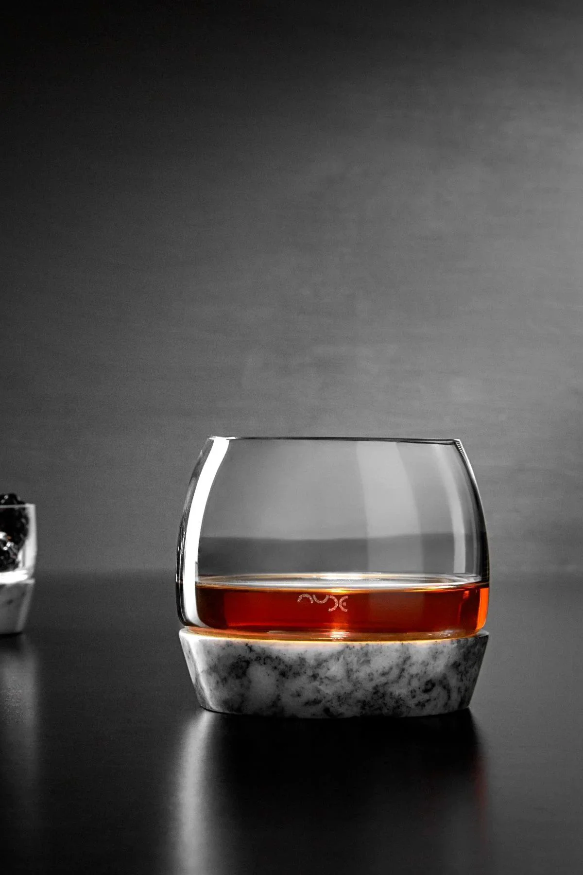 22334 Chill Mermer Altlıklı Kristal Viski Bardağı-300cc, Zarif ve