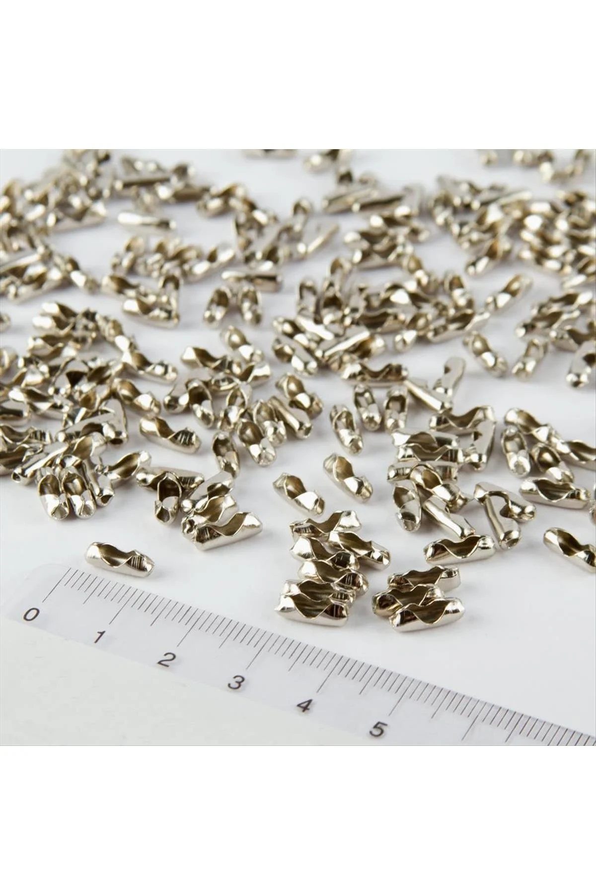 2,4 mmTırnak Makası Kapama Aparatı 50 Gram Fiyatı, Yorumları ve Özellikleri
