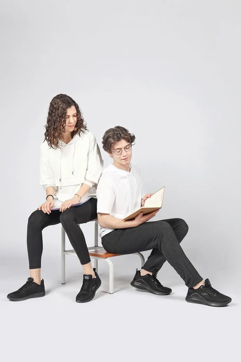 24937 Siyah Kadın Yürüyüş Koşu Spor Ayakkabı