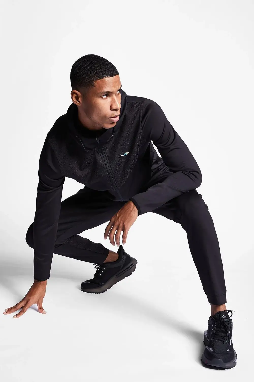 24B-1002 Erkek Koşu Fermuarlı Kapşonlu Üst