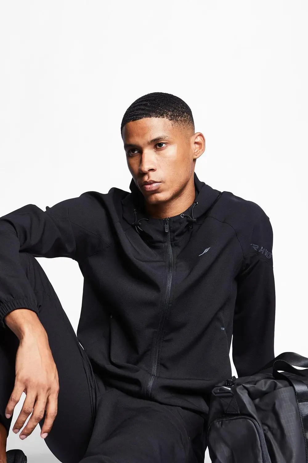 24b-1018 Erkek Antrenman Fermuarlı Kapüşonlu Üst