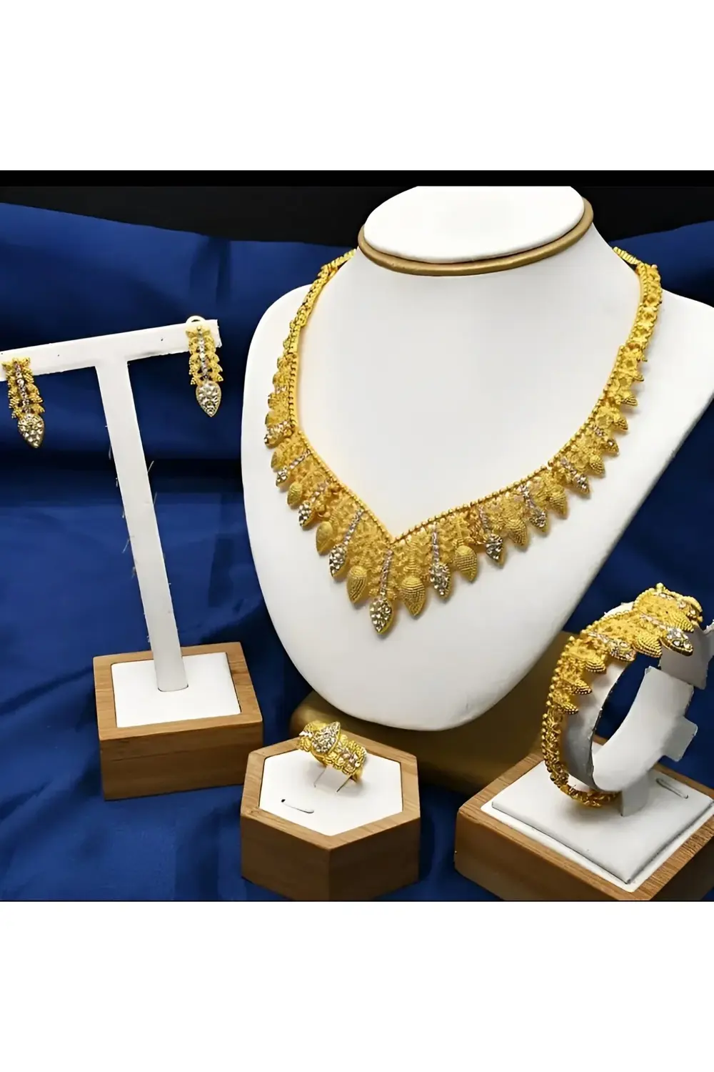 24k Altın Kaplama 4 Parça Orta Doğu Dubai Düğün Takı Seti, Kolye,