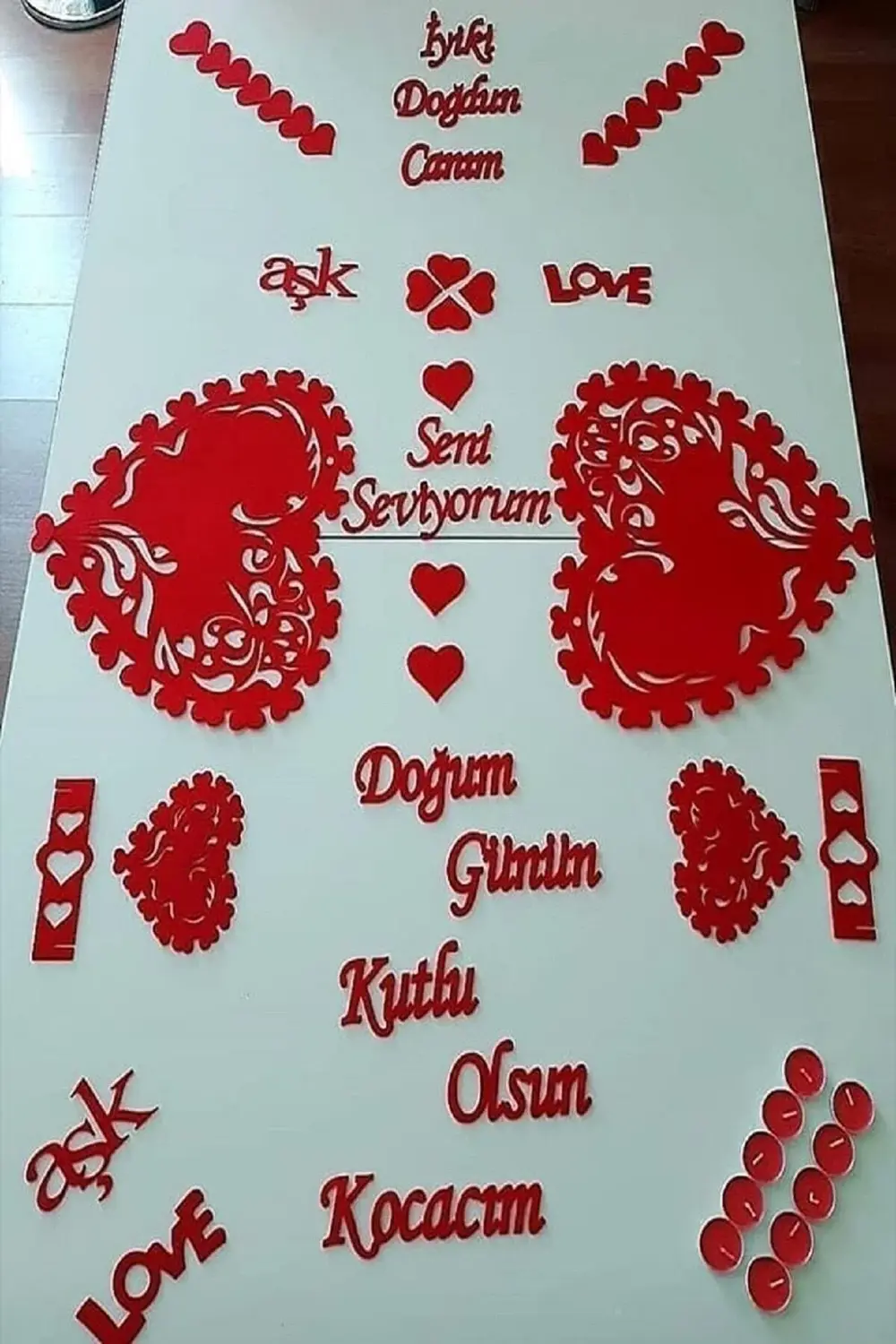 Parti Kırtasiye 25 Parça Romantik Doğum Günü Masa Süslemesi Keçe Seti