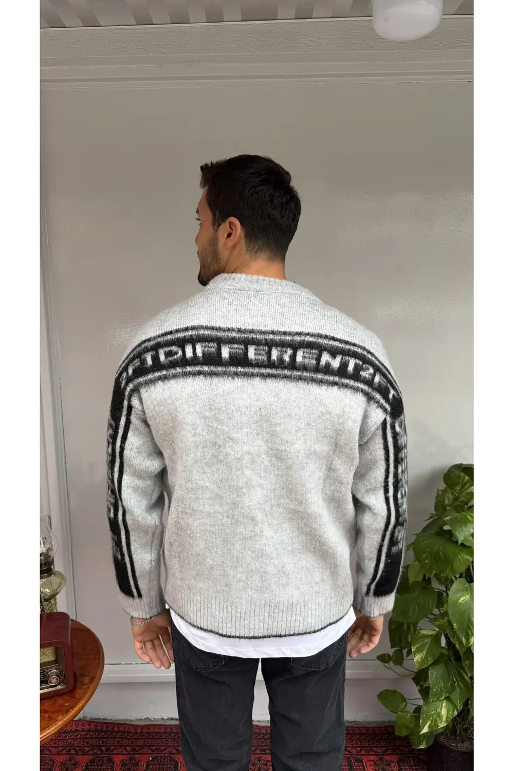 2512 Kalp Desenli Yün Kazak