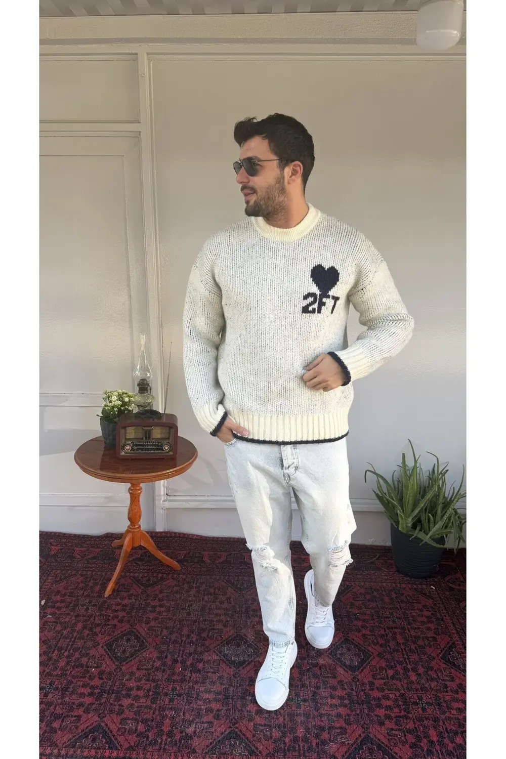 2512 Kalp Desenli Yün Kazak