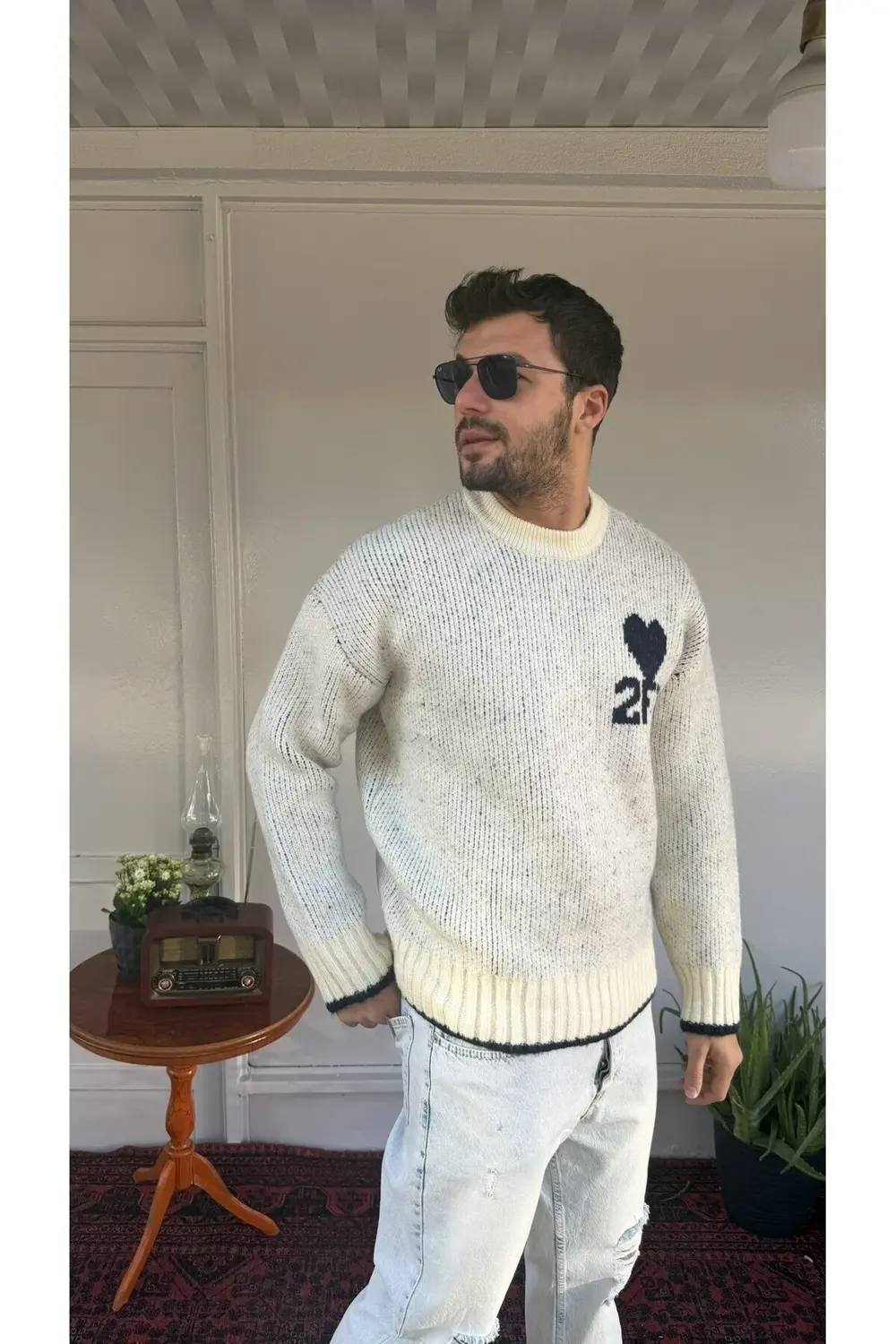 2512 Kalp Desenli Yün Kazak