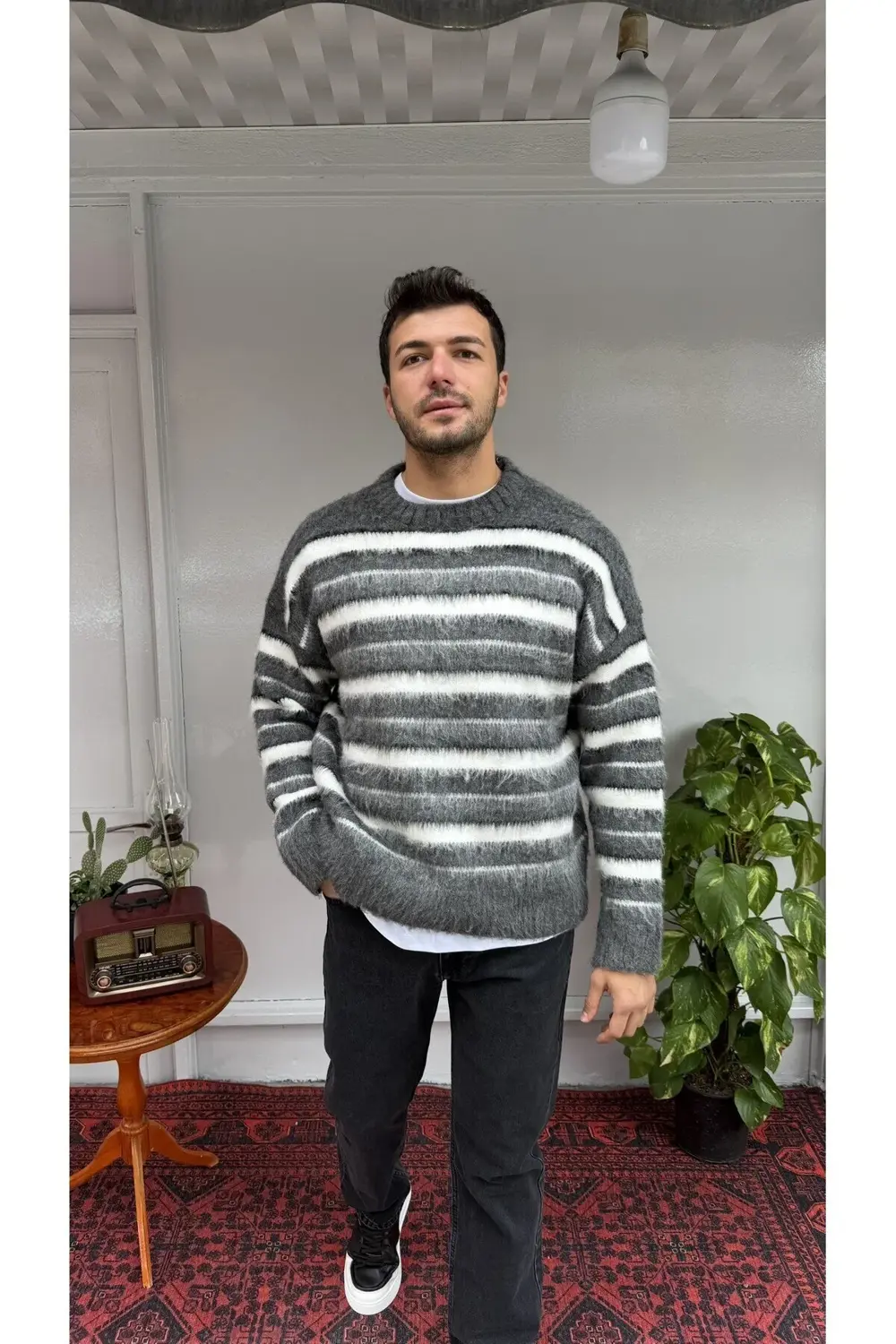 2512 Yan Çizgi Yün Kazak