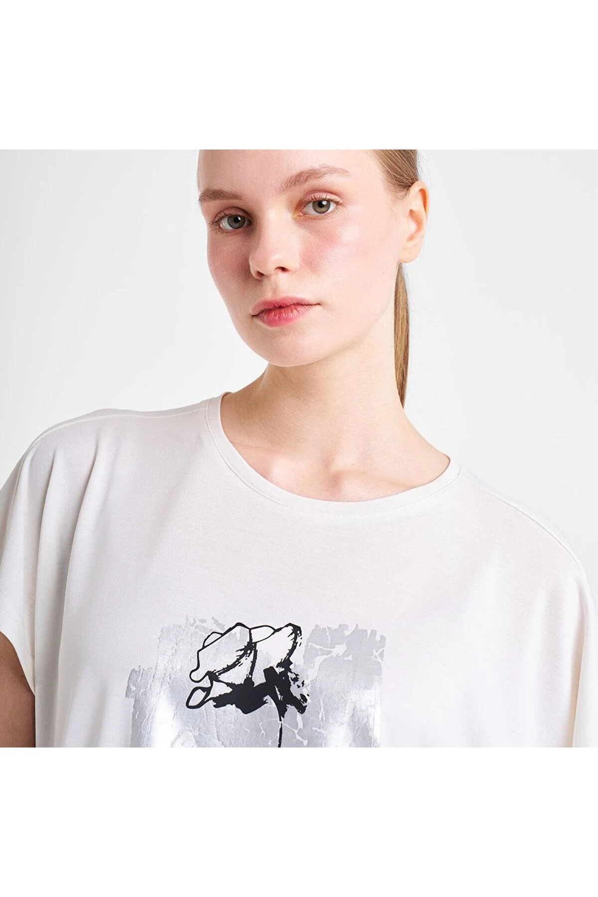 25N-2118 KADIN T-SHIRT