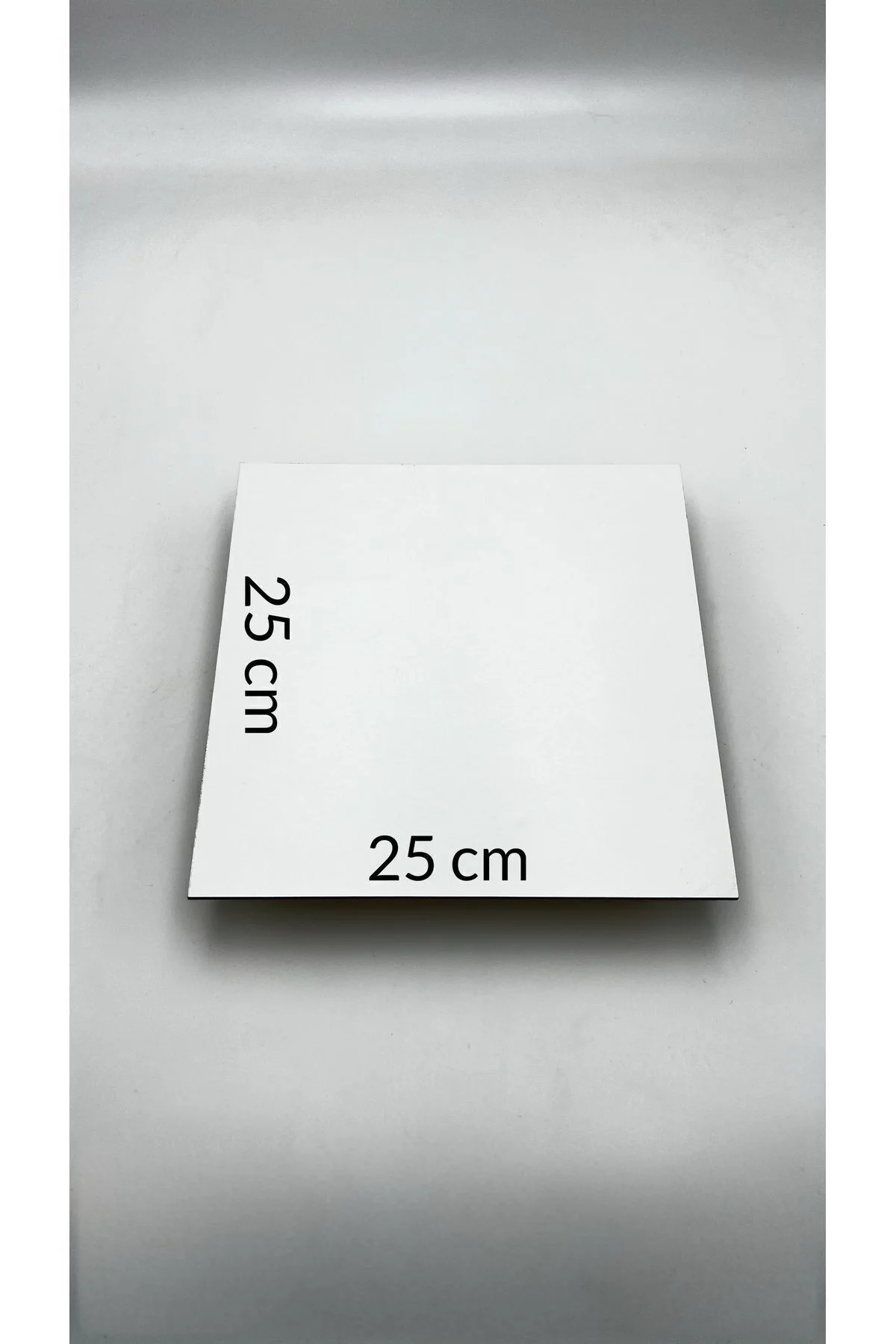 25x25 Cm Mdf Beyaz Pasta Altlığı 25x25 Cm Mdf Beyaz Pasta Altlığı