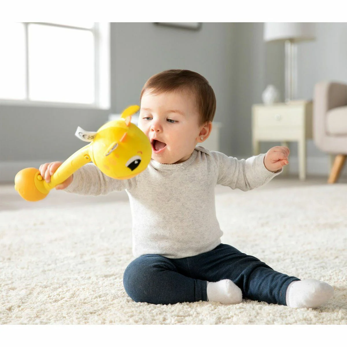 27471 Tomy Lamaze - Çıın Zürafa +3 ay