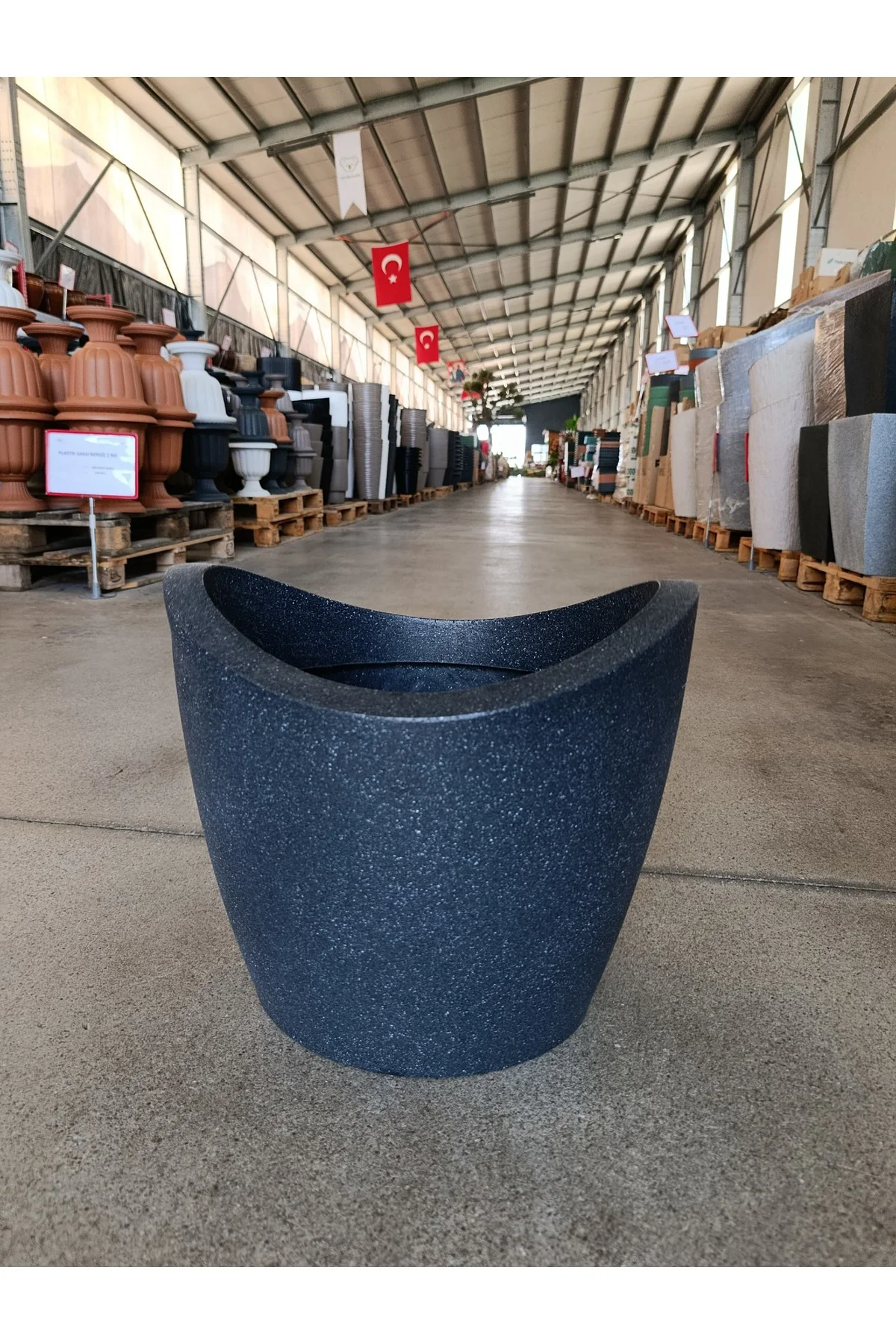 28 Litre Fiberglas Gondol Saksı 28 Litre Fiberglas Gondol Saksı