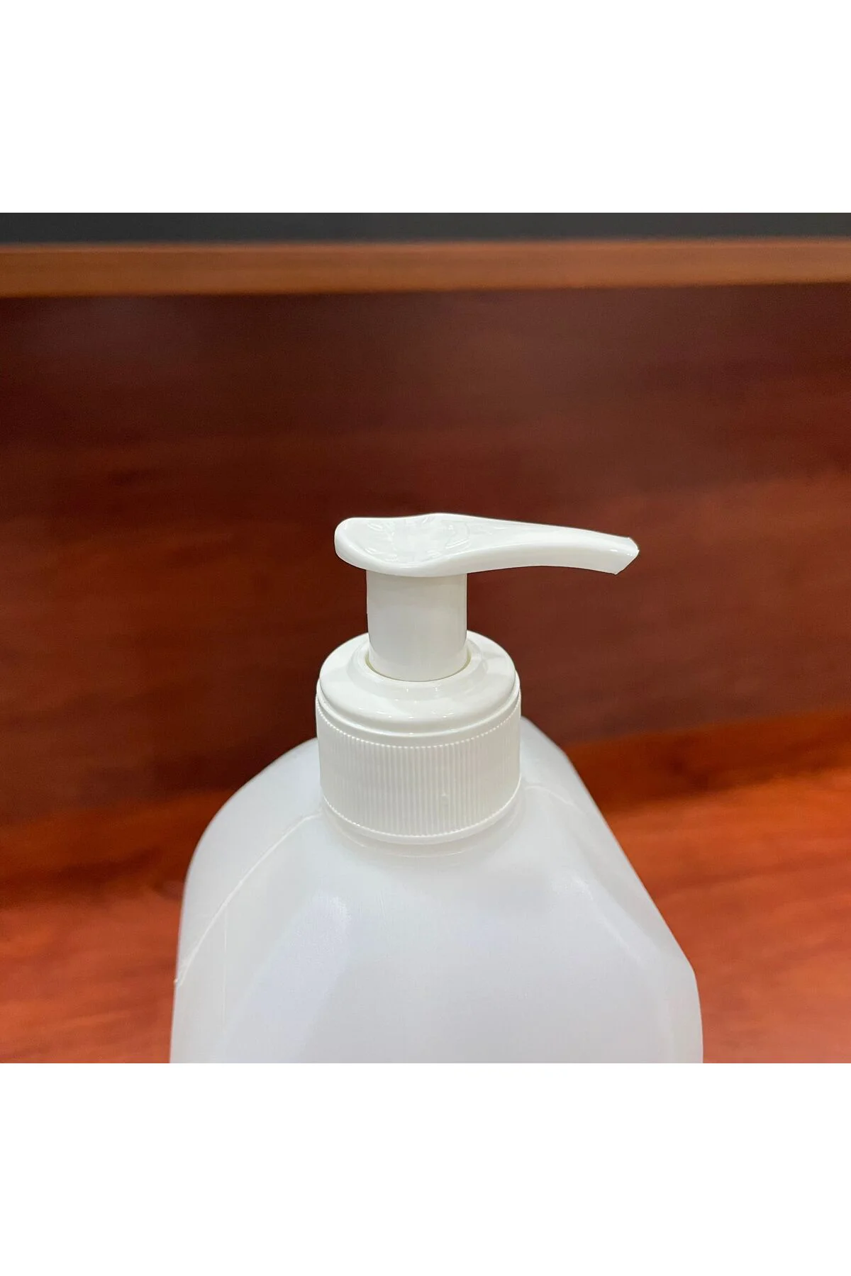 28 MM POMPA BEYAZ VİDASIZ KİLİTLİ - SIVI SABUN POMPASI  5 ADET