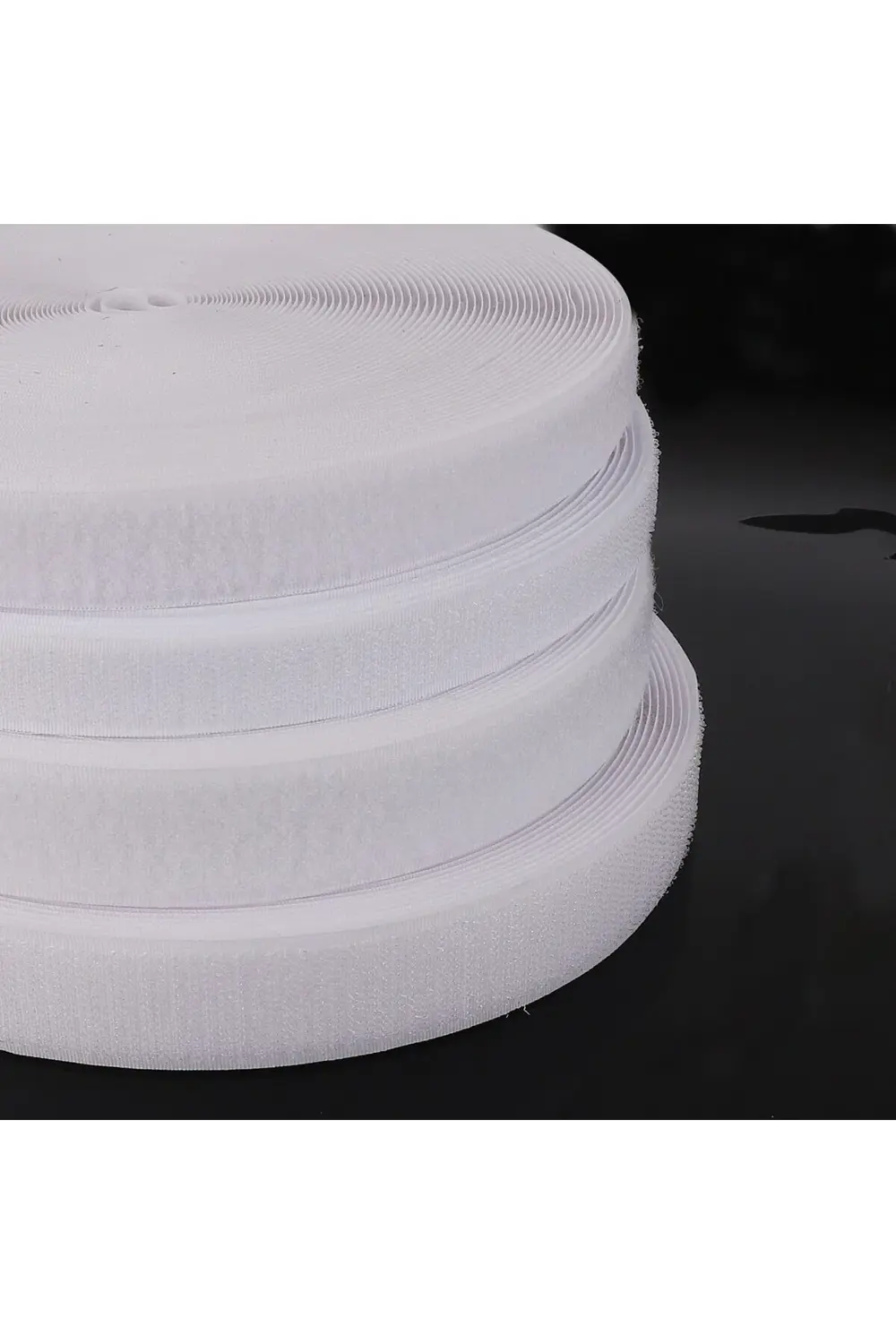 Tuhafiyecimiz 2Cm Eninde Cırt Bant - Cırtcırt - Amerikan Fermuar 25 Metre Beyaz