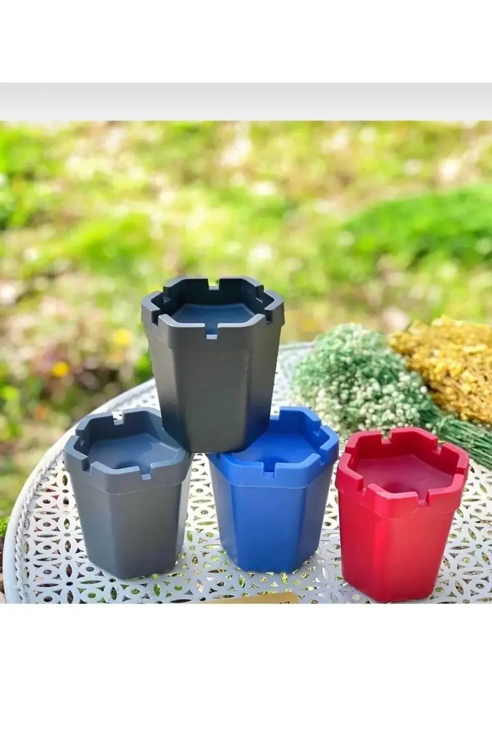 2'li Altıgen Koku Yapmaz Plastik Küllük (içine At Sönsün)