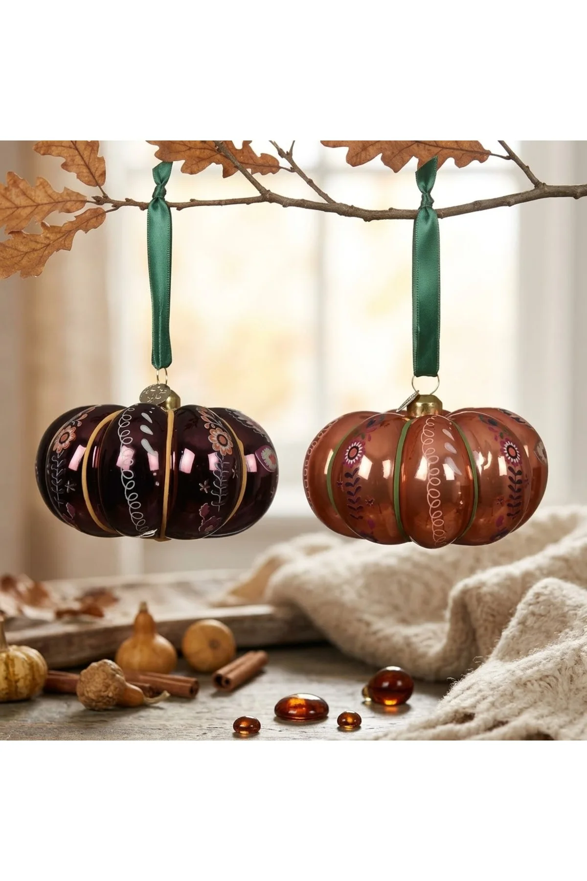2'li Cam Bal Kabağı Desenli Yılbaşı Ağaç Süsü Seti - Bordo ve Turuncu (6 cm) 2'li Cam Bal Kabağı Desenli Yılbaşı Ağaç Süsü Seti - Bordo ve Turuncu (6 cm)