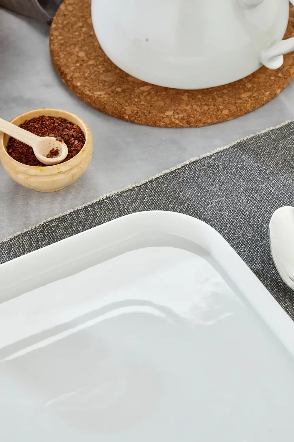 2’li Porselen Kare Servis ve Kahvaltı Tabağı Seti 25x25 cm – Şık