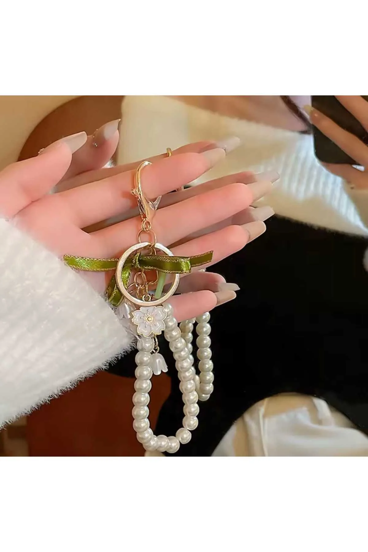 2'li set İnci Çiçek Detaylı Çanta Charmı ,Anahtarlık