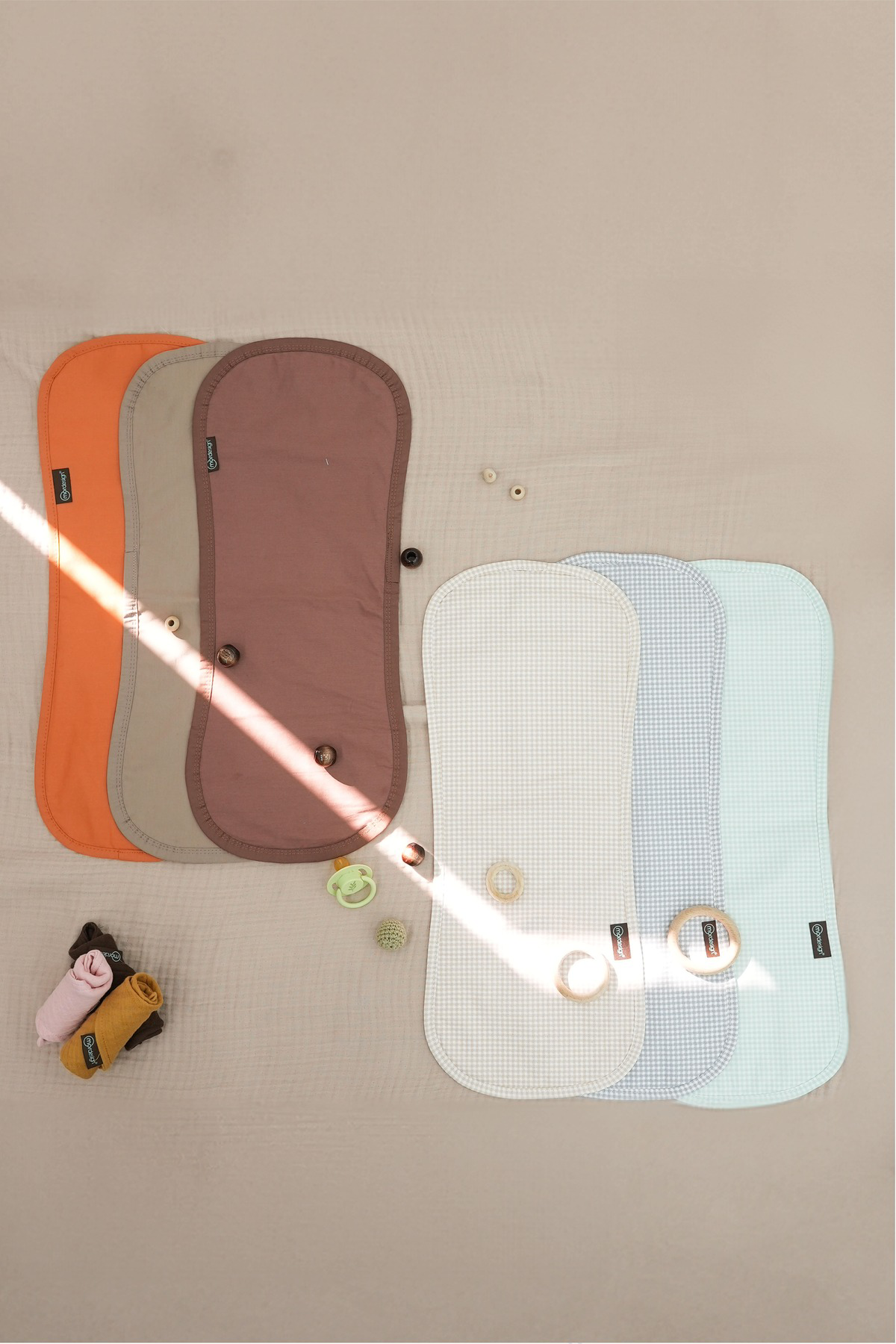 Mordesign 2'Li Set; Mama Önlüğü Ve Salya Bezi, Sıvı Geçirmez ,Diş Çıkarma B