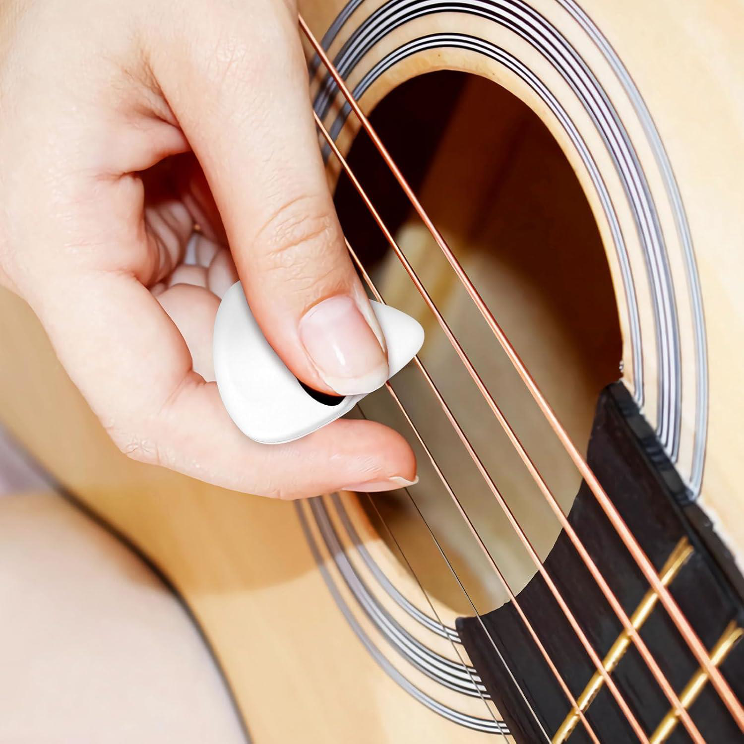 2'si 1 Arada Gitar Plektreni & Akort Cihazı Taşınabilir