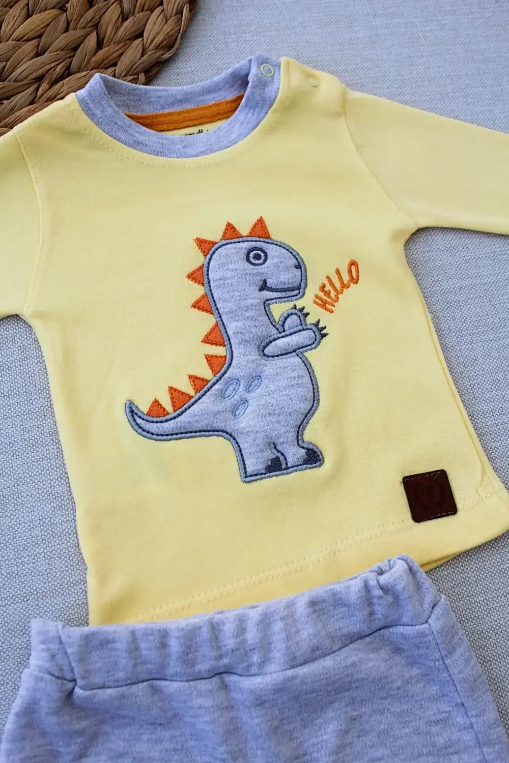3-6 6-9 9-12 Ay Minik Dino Nakışlı Şapkalı Uzun Kollu Sweat 3lü K