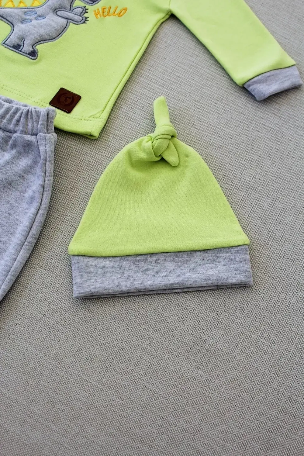 3-6 6-9 9-12 Ay Minik Dino Nakışlı Şapkalı Uzun Kollu Sweat 3lü K