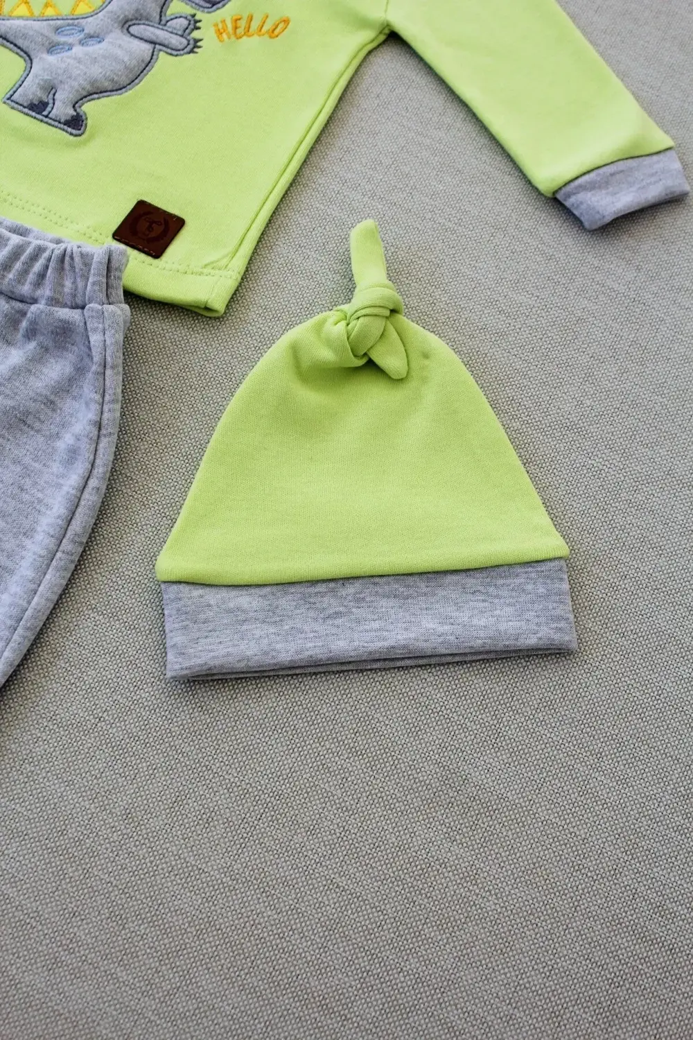 3-6 6-9 9-12 Ay Minik Dino Nakışlı Şapkalı Uzun Kollu Sweat 3lü K