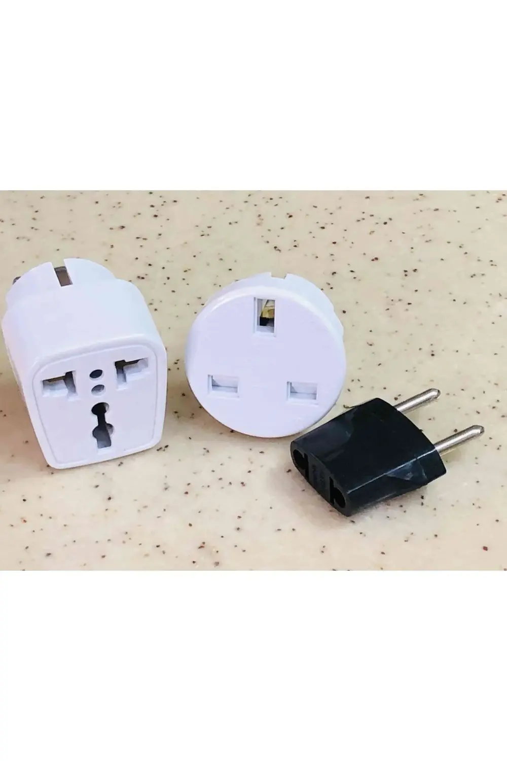 3 Adet Birleşik Arap Ingiliz Amerikan Uçlu Elektrik Prizlerini Tü
