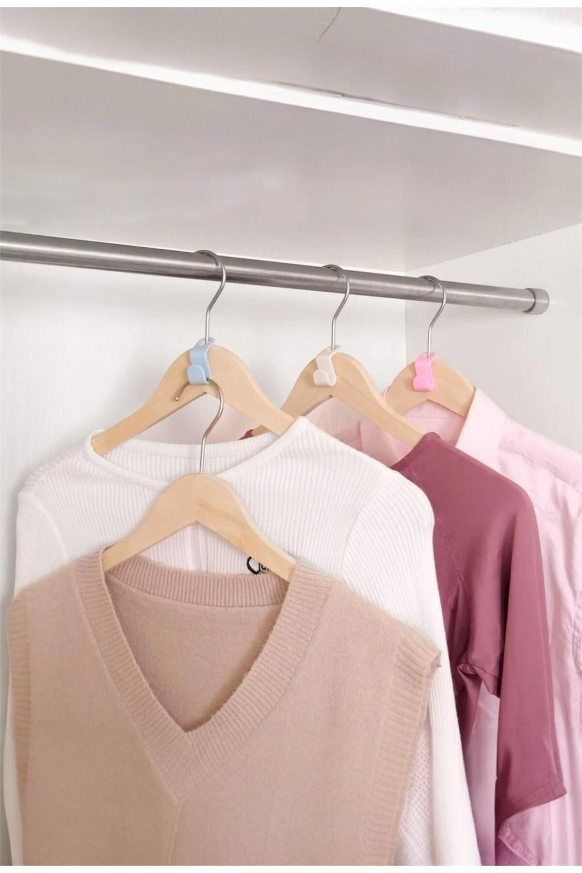 3 Adet Plastik Dolap İçi Elbise Düzenleyici Askılık – Yer Kazandı