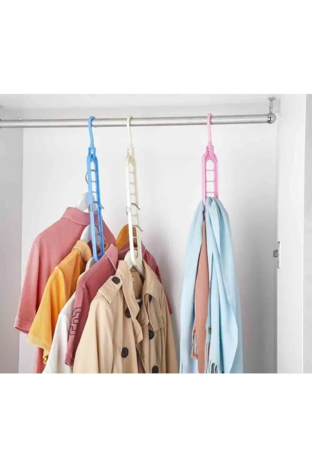 3 Adet Yer Tasarrufu Sağlayan Pratik Sihirli Askı