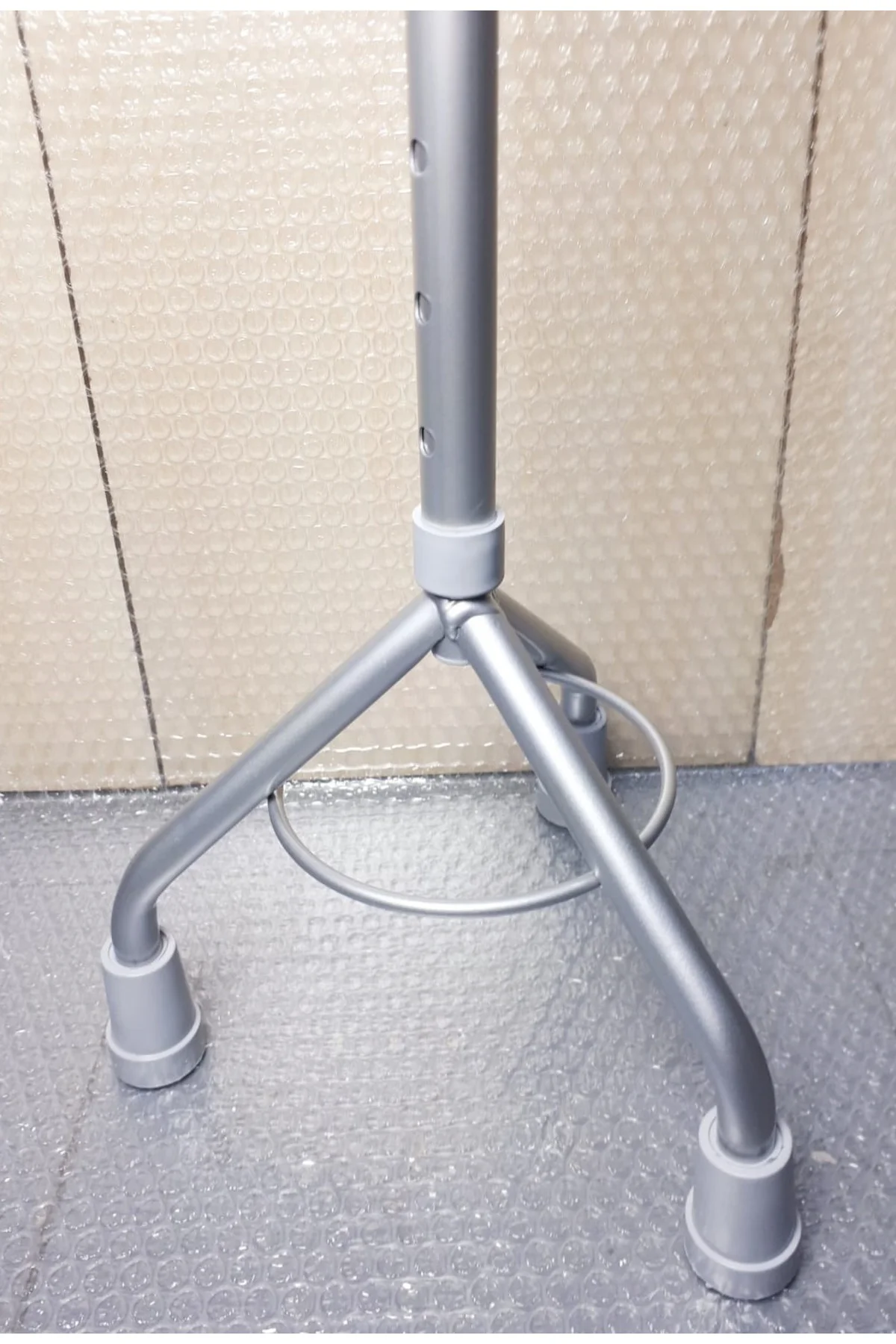 3 AYAKLI DENGE BASTONU R8150