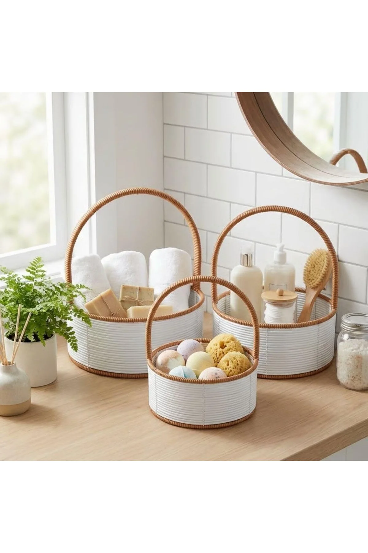 3 Boy İç İçe Geçebilen Plastik Rattan Sepetler–Beyaz Renkli,Kahve
