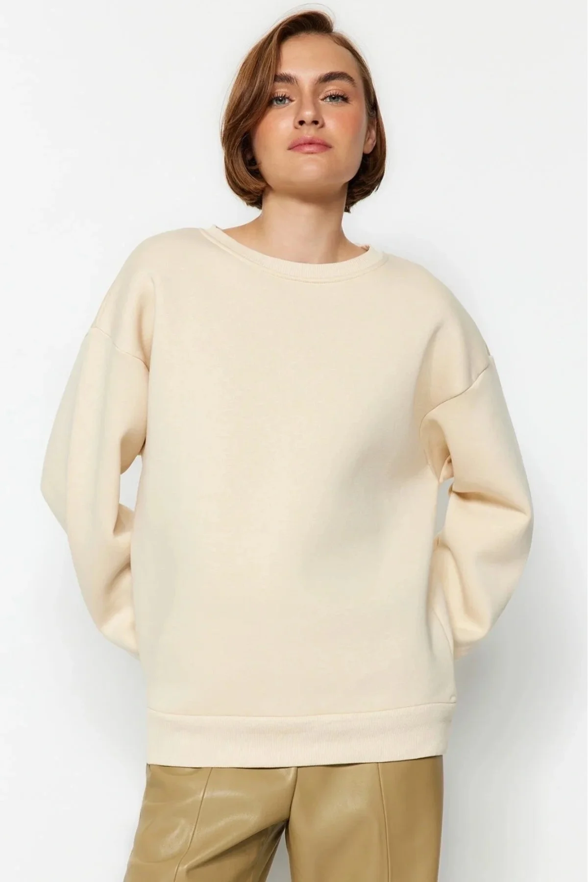 3 iplik şardonlu bisiklet yaka sweatshirt bej 3 iplik şardonlu bisiklet yaka sweatshirt bej