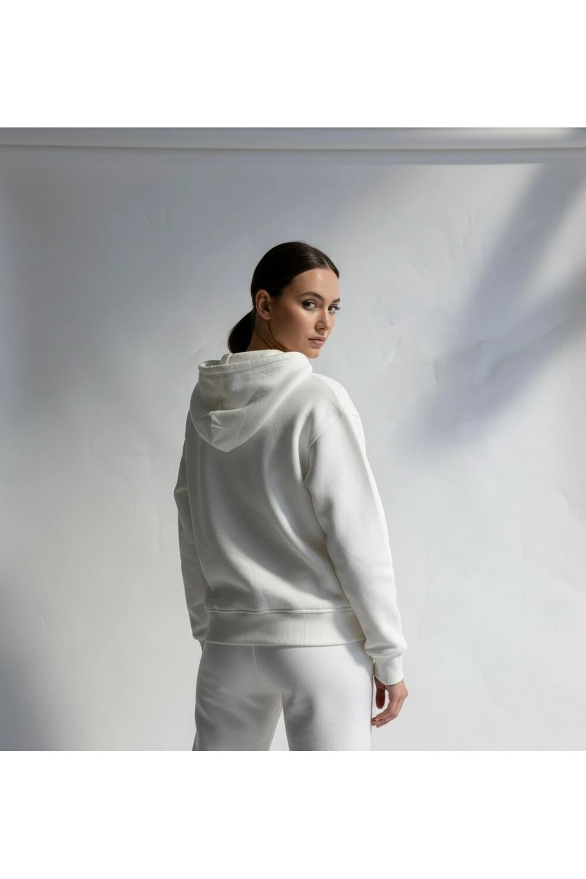 3 iplik şardonlu kapşonlu hoodie frm beyaz p510437