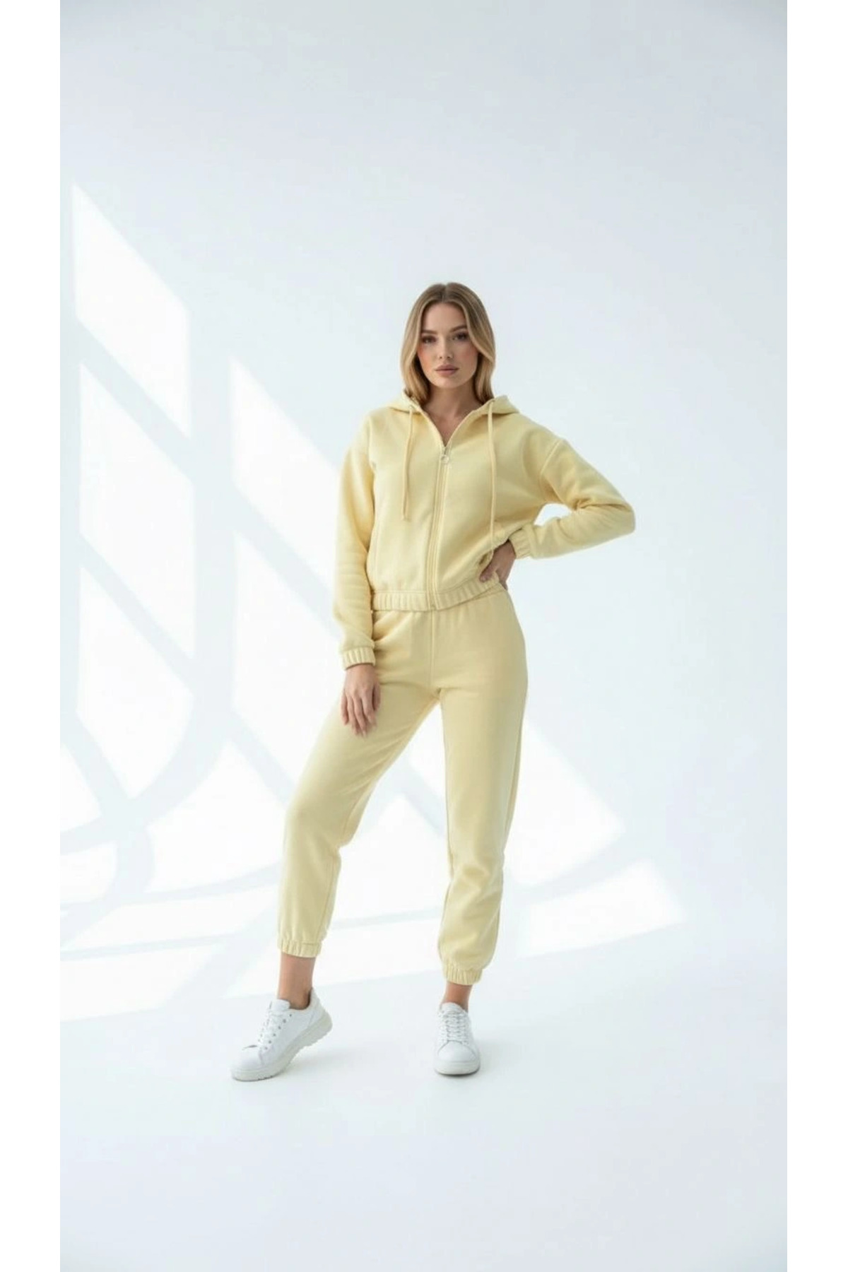 3 iplik şardonlu Kapşonlu fermuarlı kısa üst sarı pat8590