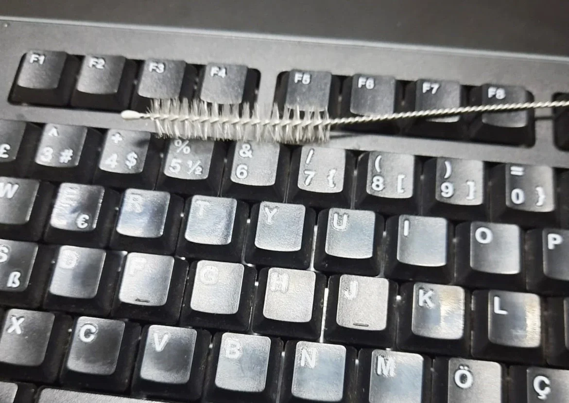 3 Lü Pratik Fırça Esnek Bükülebilir Klavye Mouse Arası Temizlik 3 Lü Pratik Fırça Esnek Bükülebilir Klavye Mouse Arası Temizlik