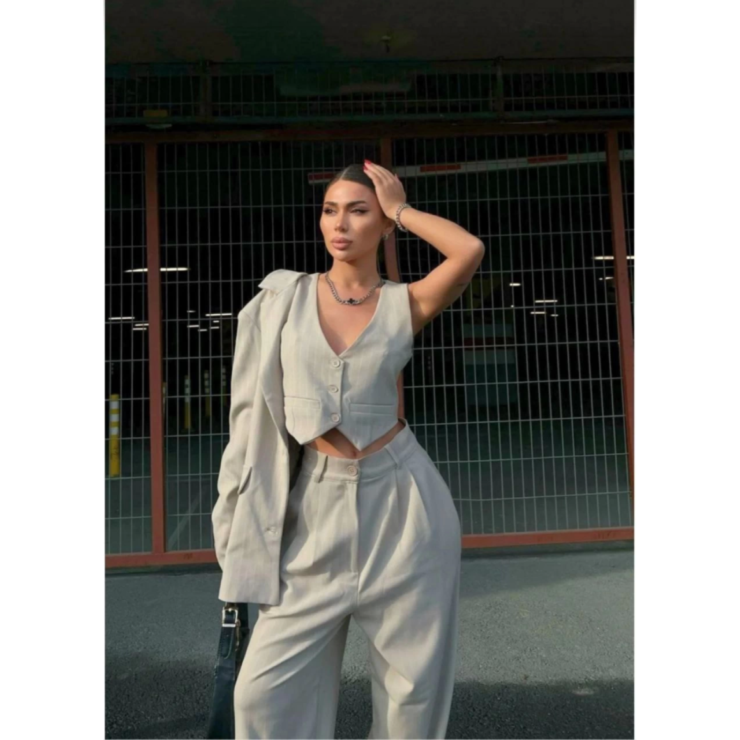 3 Lü Takım Beyaz Çizgi Detaylı Crop Yelek Ceket Bol Kesim Bol Paç