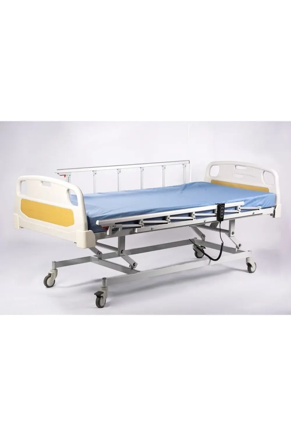 3 Motorlu Katlanır Tabancakorkuluklu Hasta Karyolası Abs