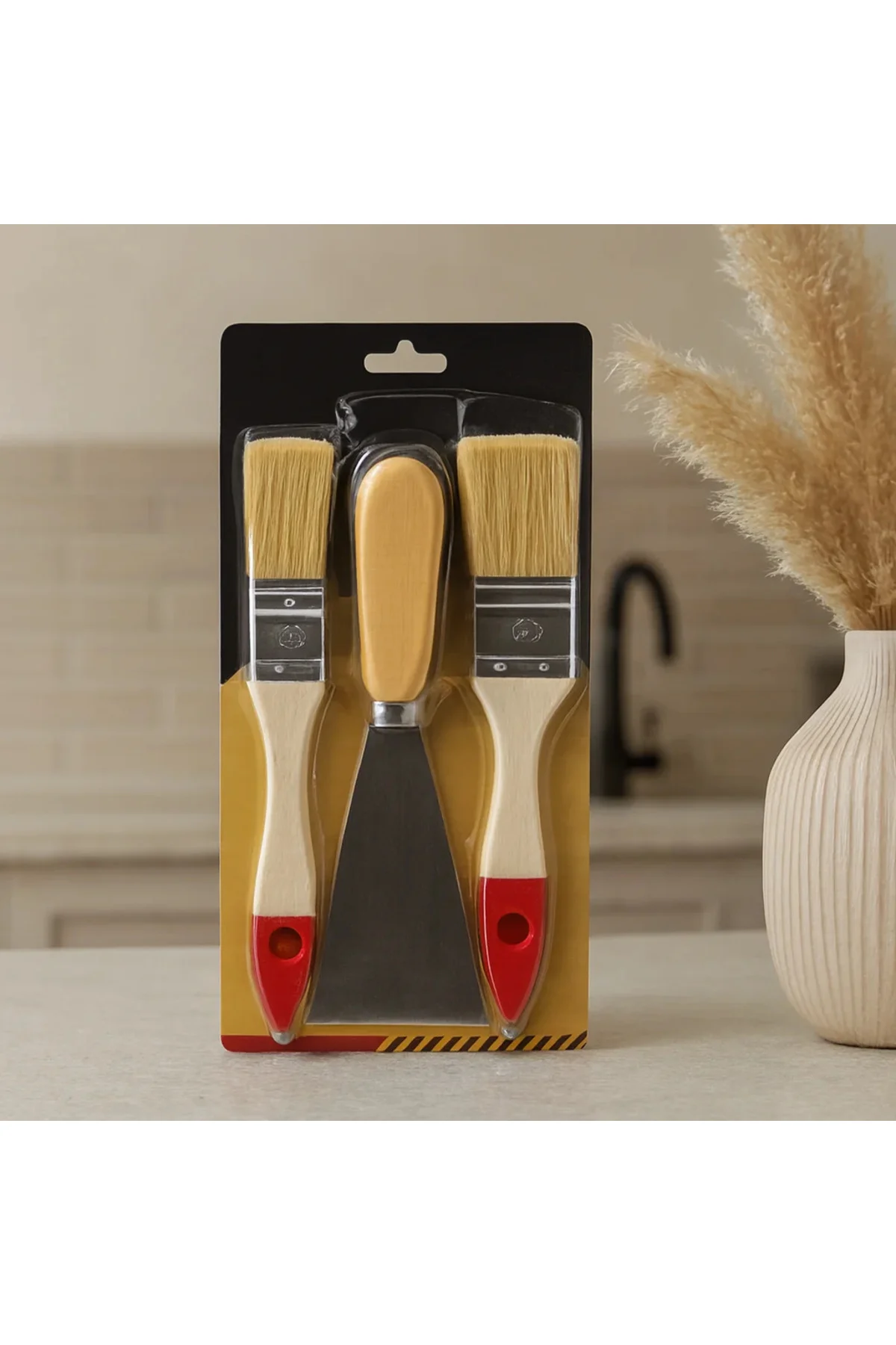 3 Parça Boyacı Seti 50 mm Spatula ve 2 Adet Kestirme Fırça No.1-1.5 3 Parça Boyacı Seti 50 mm Spatula ve 2 Adet Kestirme Fırça No.1-1.5