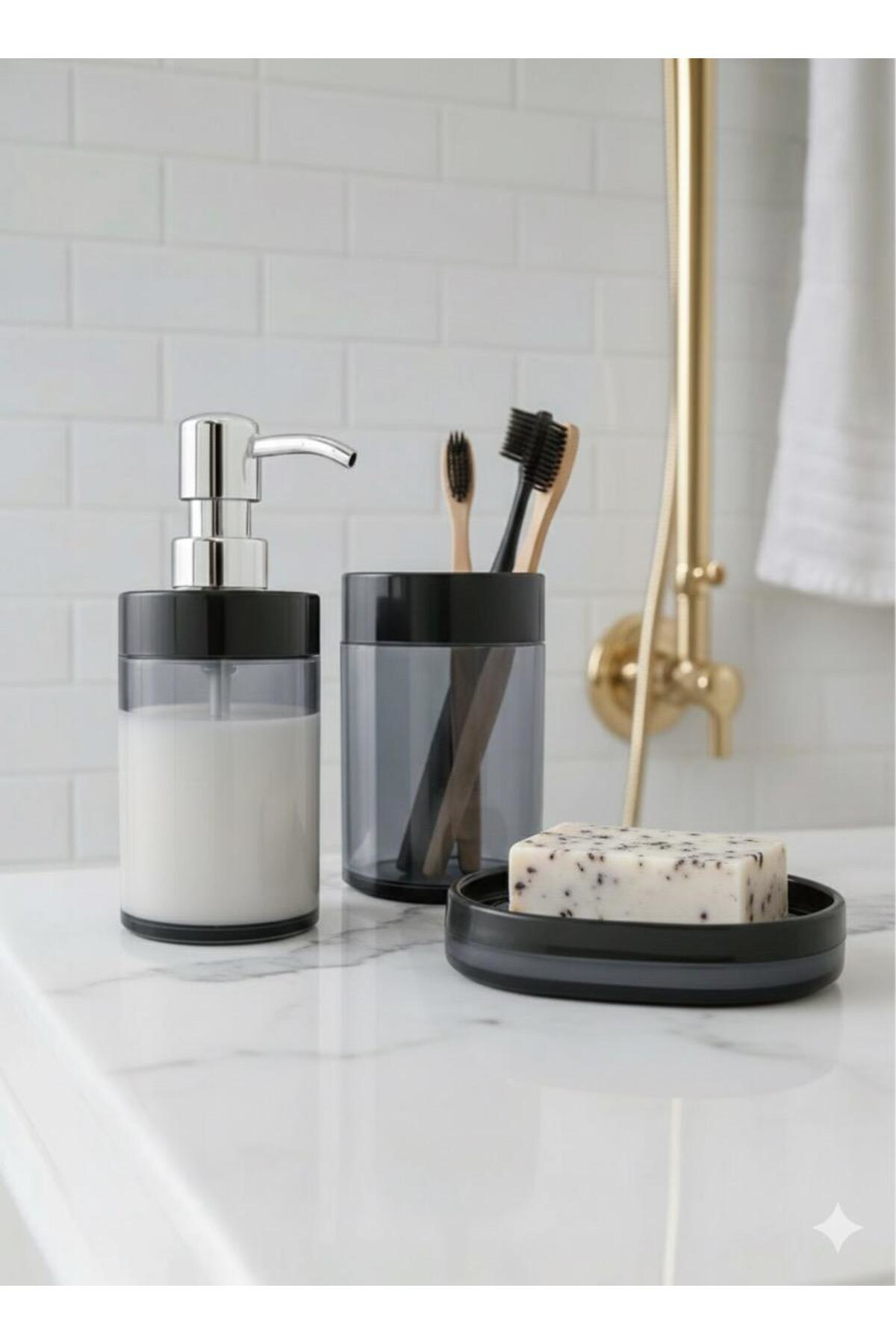 3 Parça Siyah Banyo Seti | Krom Görünümlü Plastik Başlıklı Sabunl