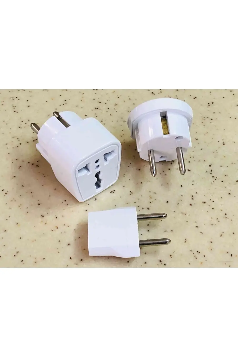 3 Tane Ingiliz Amerikan Uçlu Elektrik Prizleri Türkiye Pirizine Ç