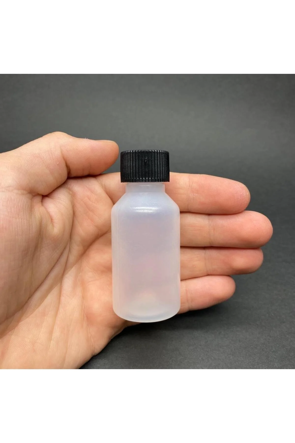 30 CC NATÜREL POLİETİLEN ŞİŞE - SİYAH KAPAKLI - 30 ML POLİETİLEN 