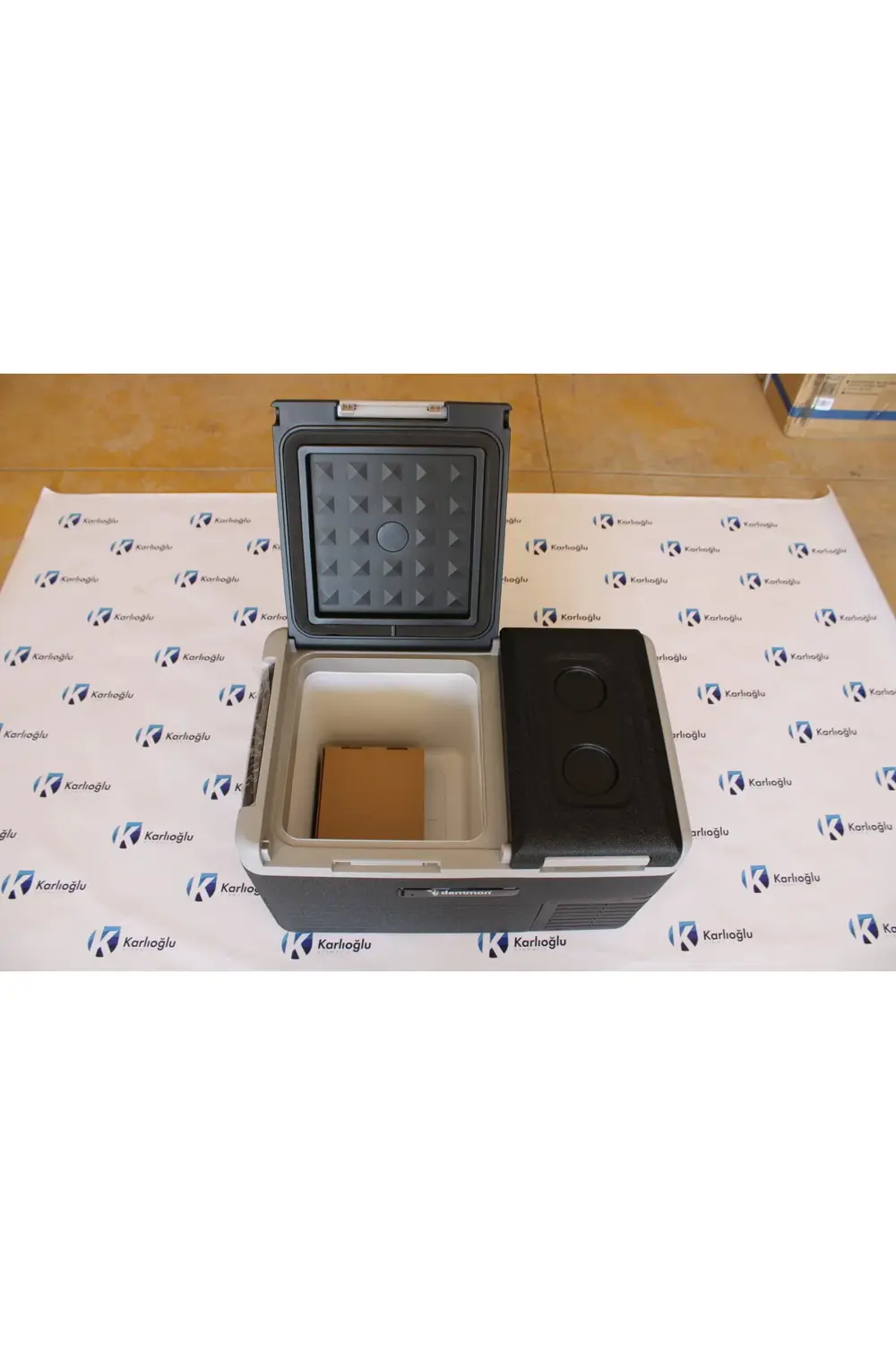 30 LT ÇİFT GÖZLÜ OTO BUZDOLABI