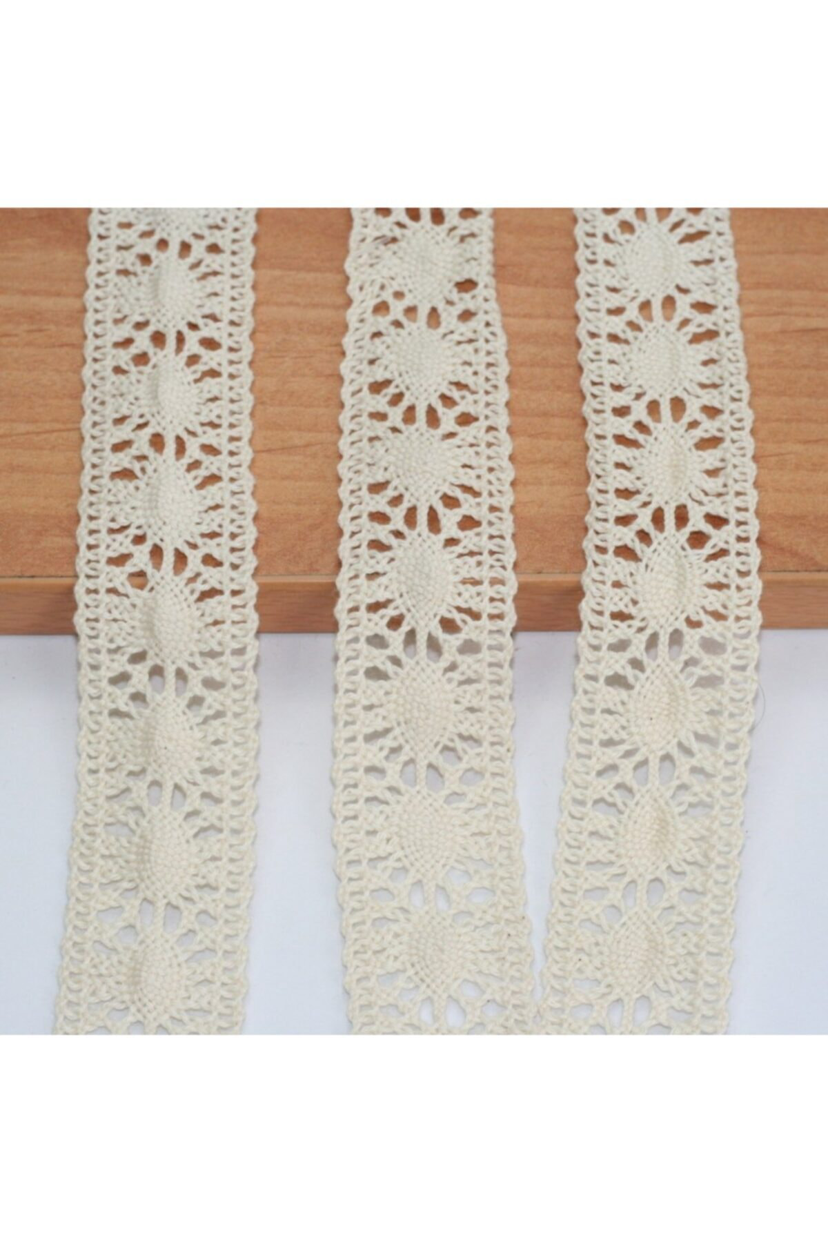 Tuhafiyecimiz 30Mm Eninde Pamuk Ara Dantel (3677)